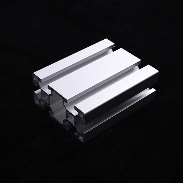 Alumīnija profila kronšteini ražošanas līnijai